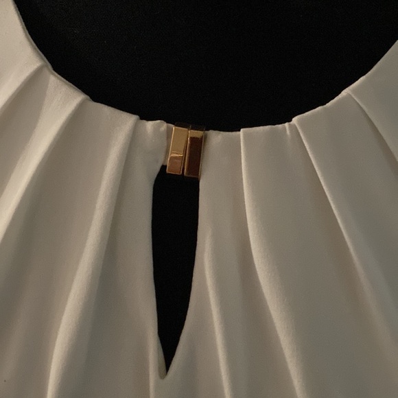 Top - Picture 3 of 4